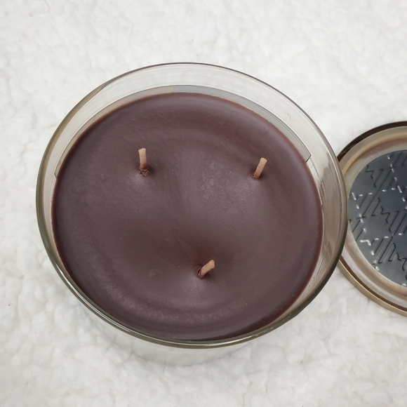 Bath & Body Works Hot Cocoa and Cream Candle NWT - Picture 7 of 7